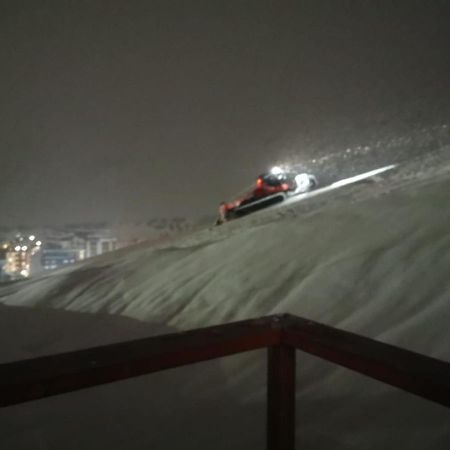 Home On Slopes, The Slope N°3 Is Under The Balcony! 布勒伊-切尔维尼亚 外观 照片