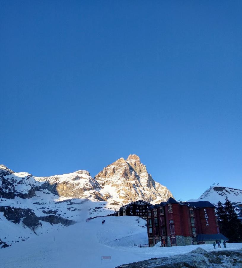 Home On Slopes, The Slope N°3 Is Under The Balcony! 布勒伊-切尔维尼亚 外观 照片